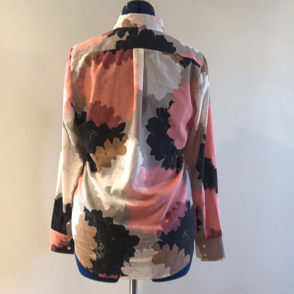 Banana Republic Floral Button Down Blouse - Picture 4 of 7